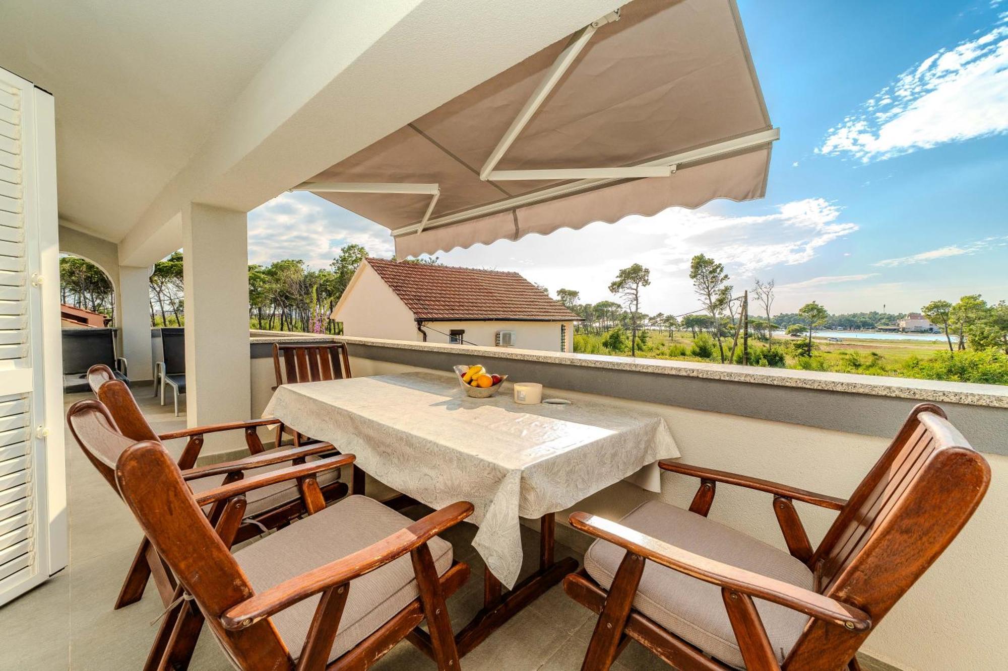 Apartments Dalmatia (Adults Only) Privlaka  Exterior foto